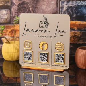 Multi QR code Business Social Media  | Payment  | Custom Logo  | Payment Method and Social Media